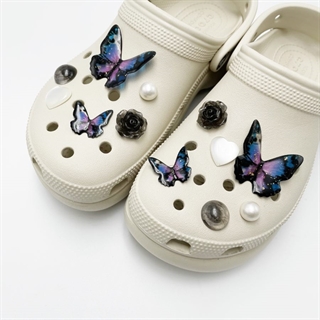 Sommerfugl og blomst skocharms – 12 stk.